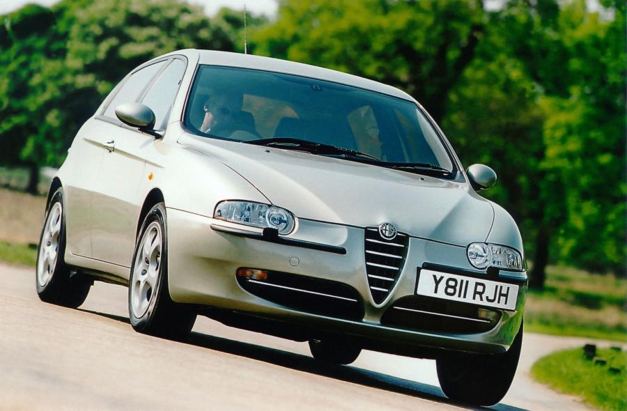  Alfa Romeo 147 5-Door (937B) 2001 года  (UK) (фото 4 из 12)